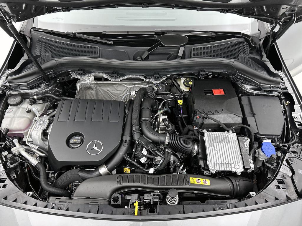 Mercedes-Benz B-Klasse 180 business solution amg | nightpakket | smartphone