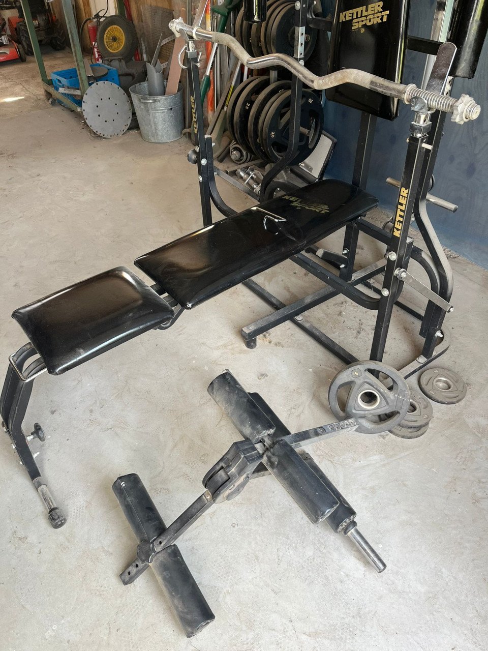 Fitness apparatuur incl. +/- 200KG gewicht