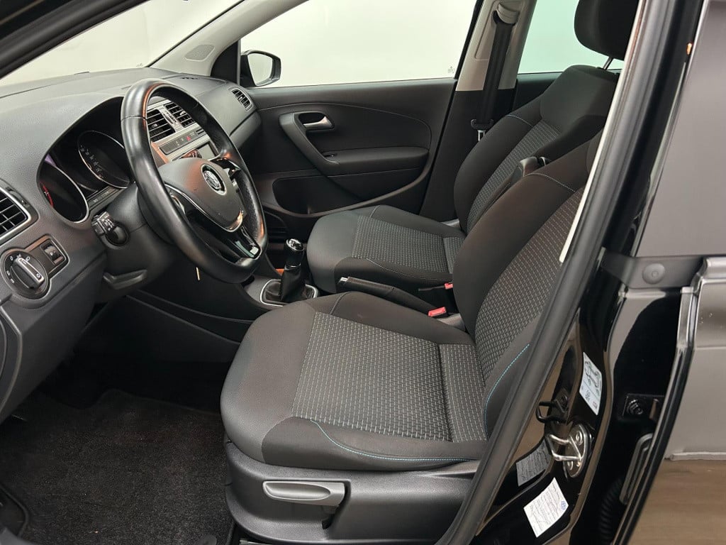 Volkswagen Polo occasion 1.0 bluemotion edition | zwart | airco | tweedehan