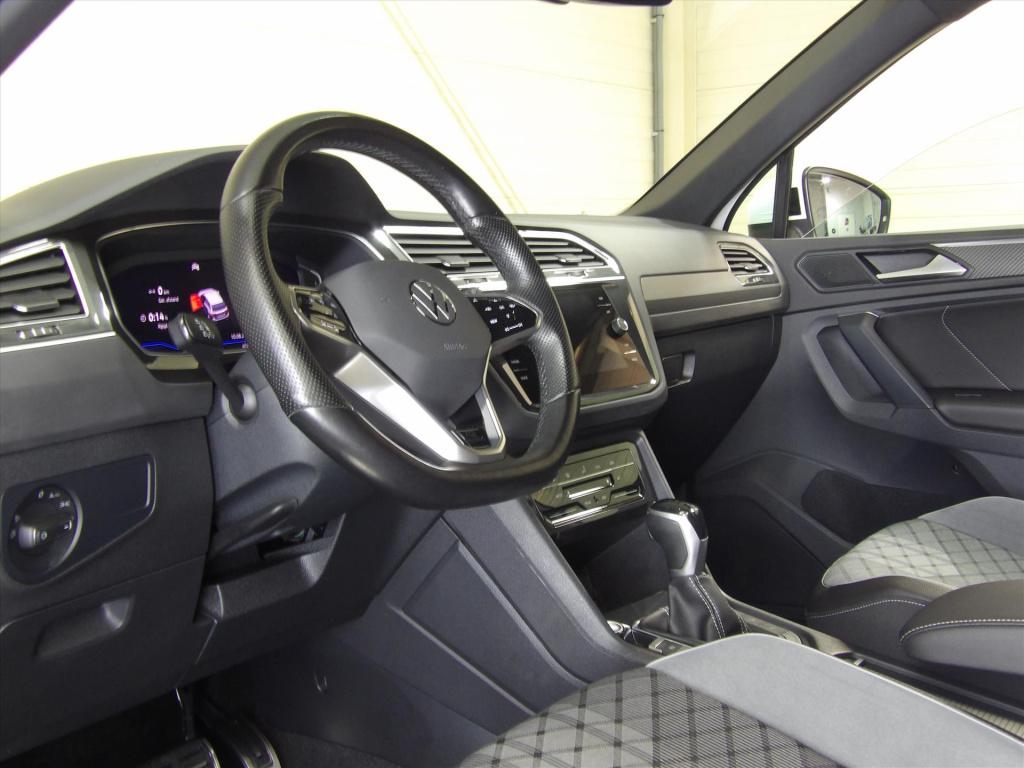Volkswagen Tiguan 1.5 tsi 150pk dsg r-line
