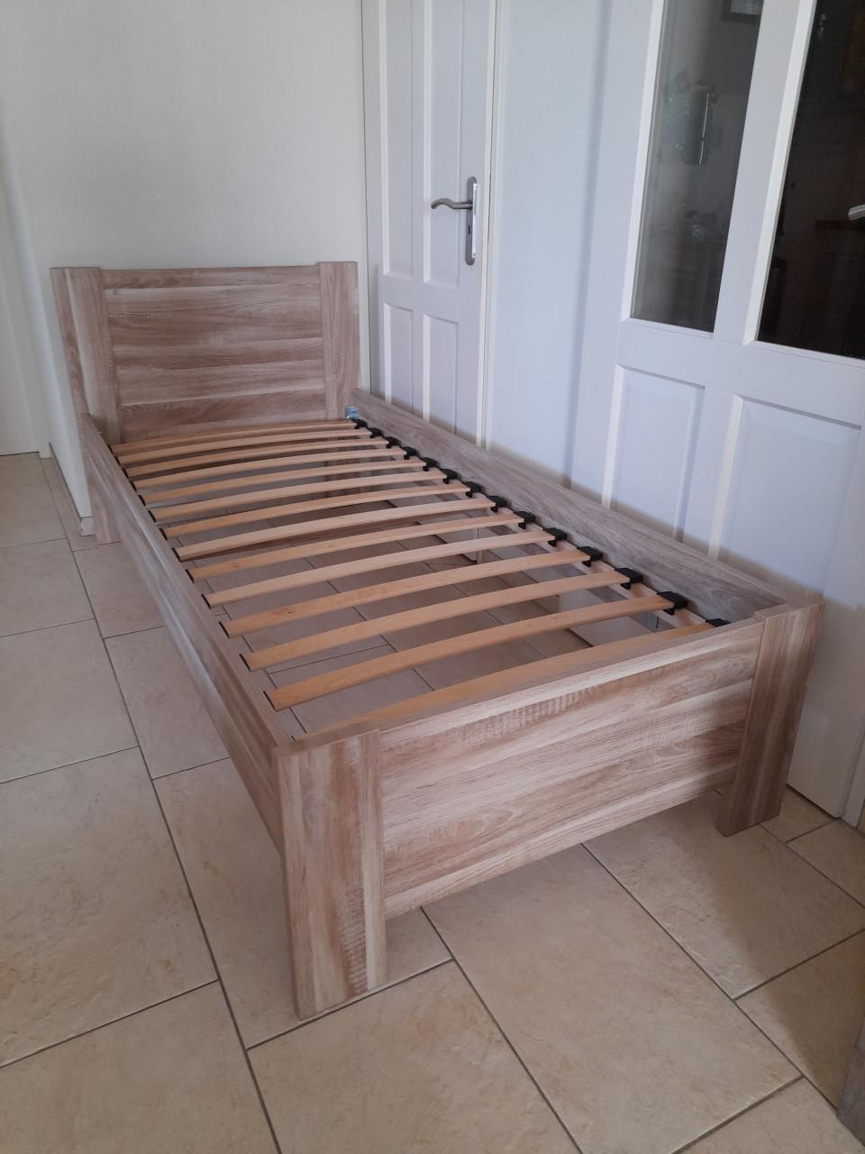 1 Persoons bed ( z.g.a.n. ) 90 x 200