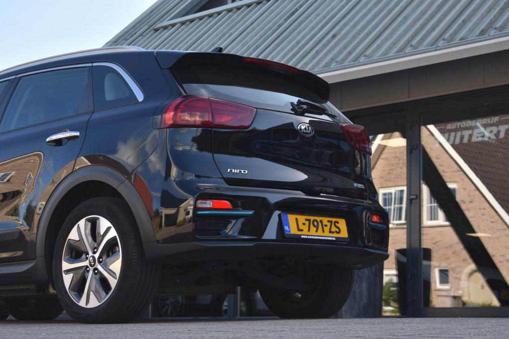 Kia E-niro dynamicline 64 kwh | soh 100% | dealer onderhouden | nap | apple