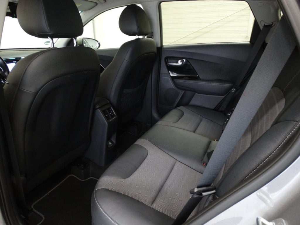 Kia Niro 1.6 gdi phev 141pk dct6 dynamicplusline