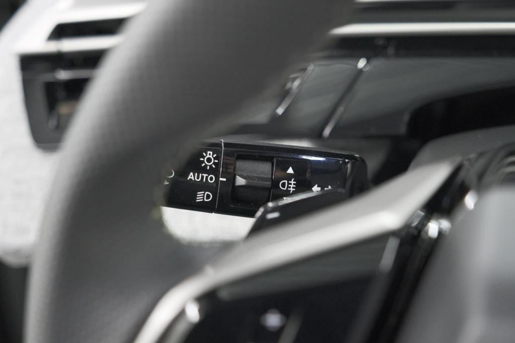 Peugeot 3008 1.2 hybrid 136 gt | camera | adaptieve cruise control | elektr