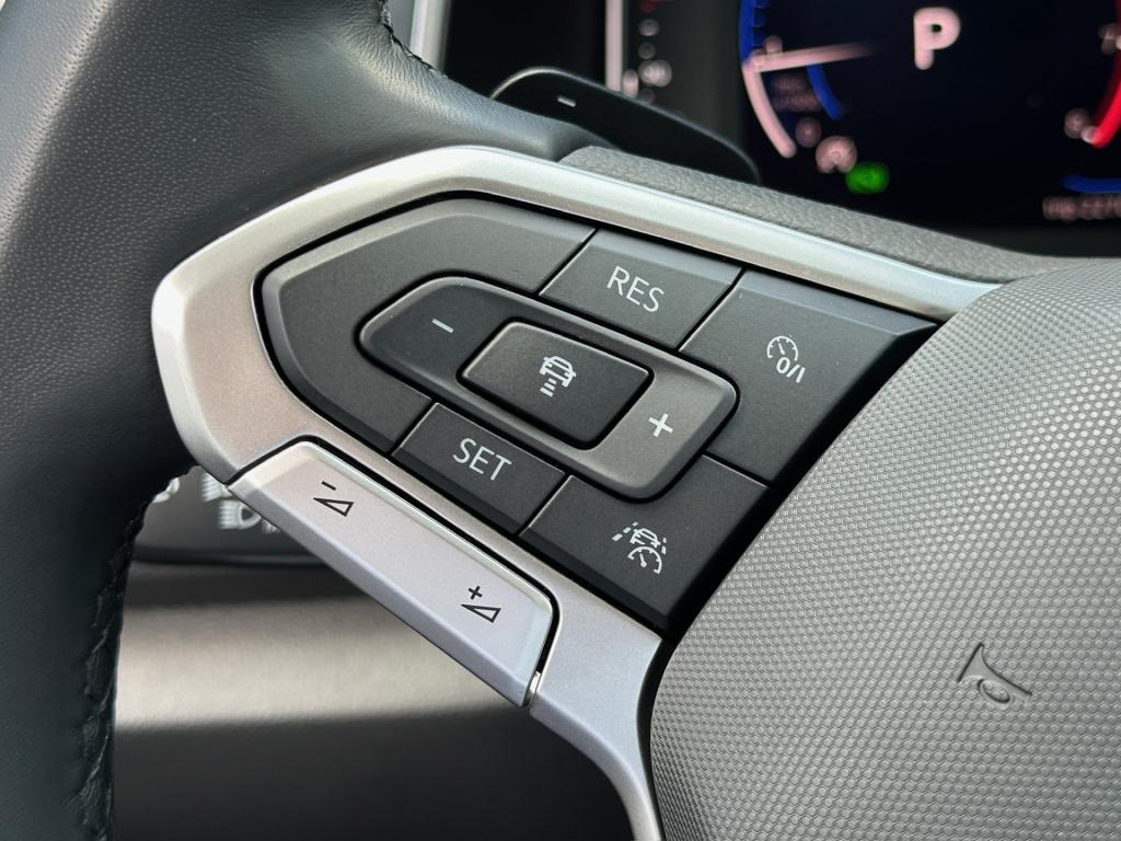 Volkswagen T-roc 1.5 tsi 150pk dsg style carplay | camera | keyless | elek.