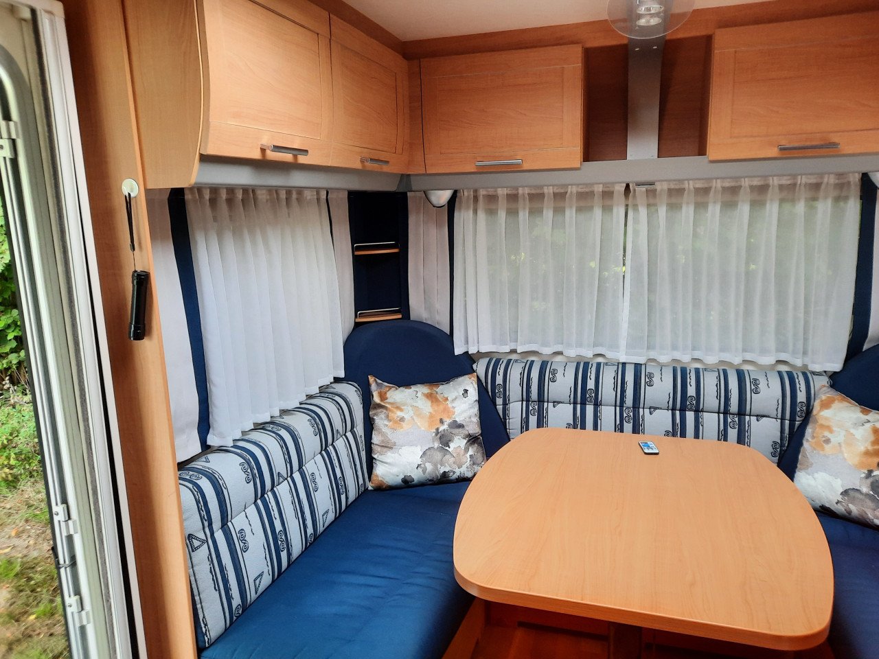 Caravan Knaus Azur 500 met mover vol automaat