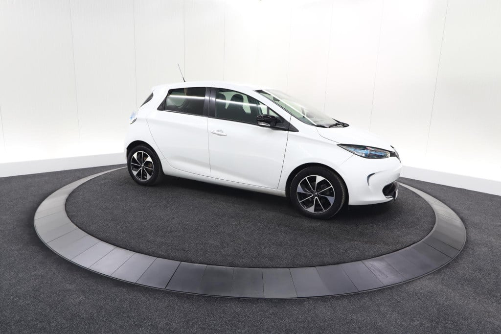 Renault Zoe q90 intens quickcharge 41 kwh | huuraccu | parkeersensoren | na