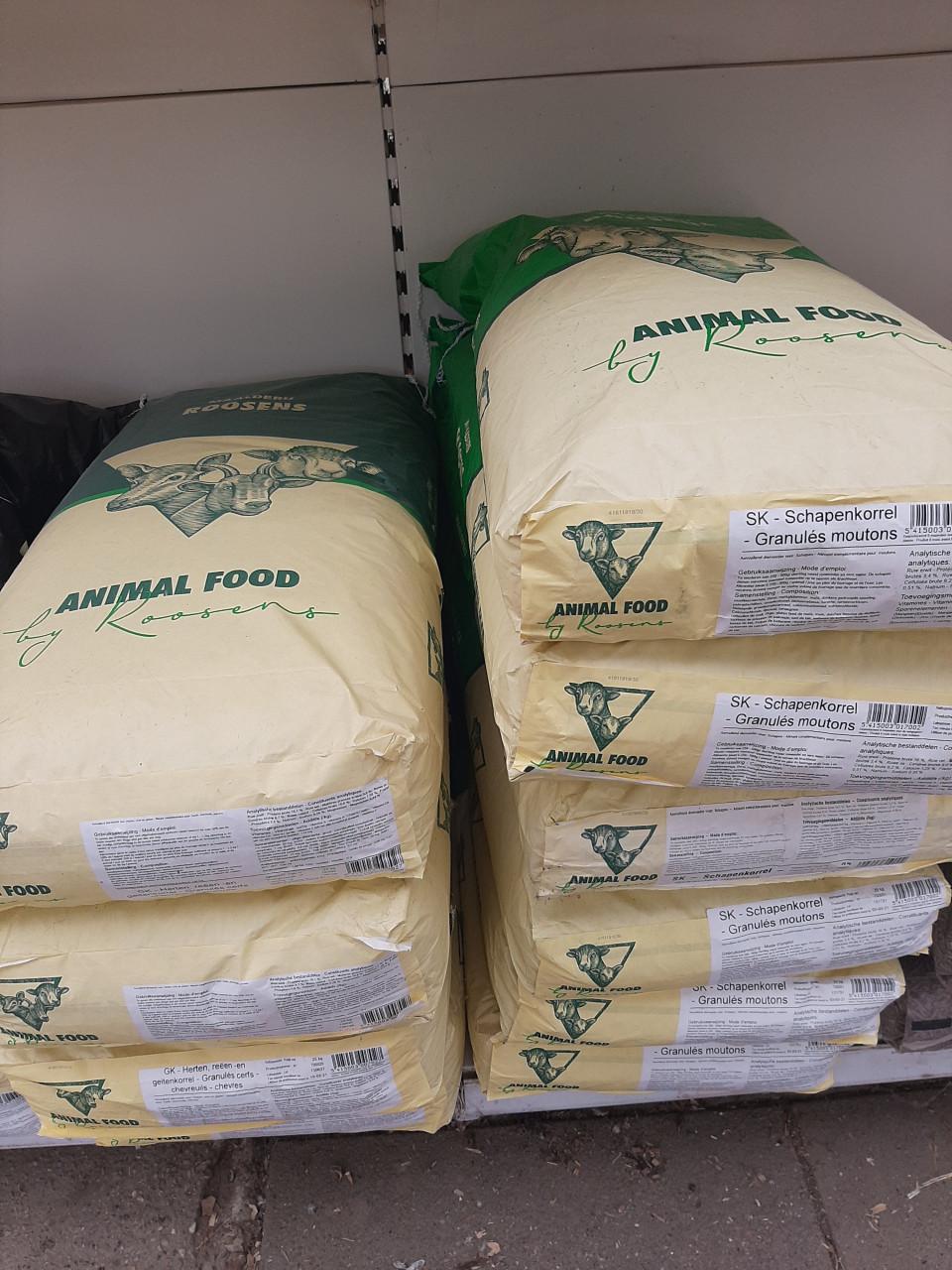 Voer voor schapen, geiten, kangeroes, varkens enz