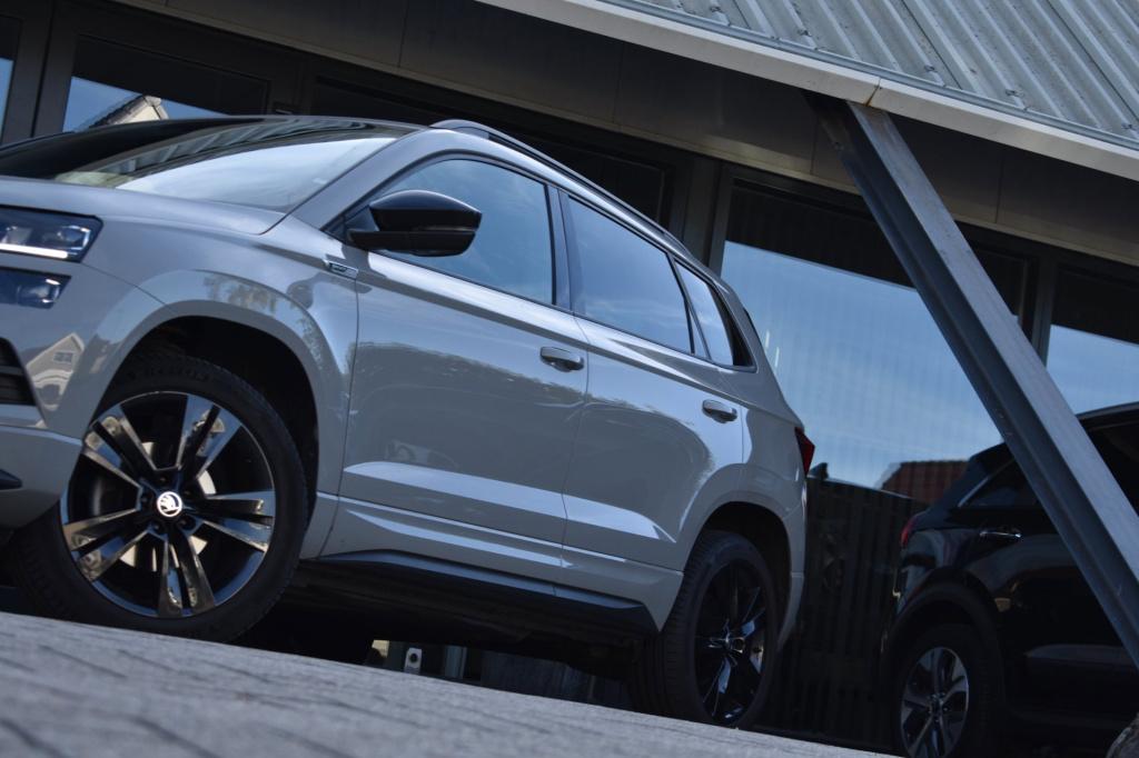 Skoda Karoq 1.5 tsi act sportline | nap | camera | stoelverwarming | apple 