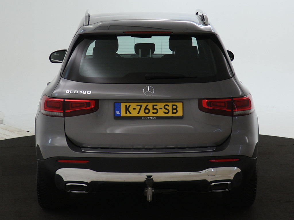 Mercedes-Benz Glb 180 business solution luxury | trekhaak | sfeerverlichtin