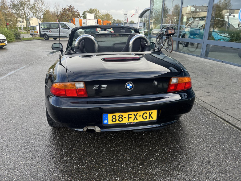 BMW Z3 roadster 1.9 wide body
