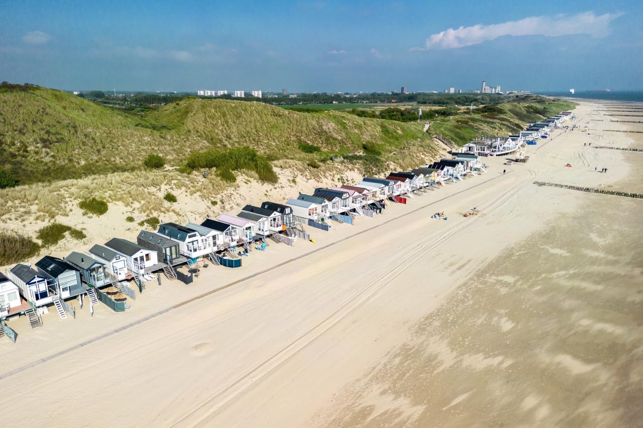 Slaapstrandhuisje te Huur!