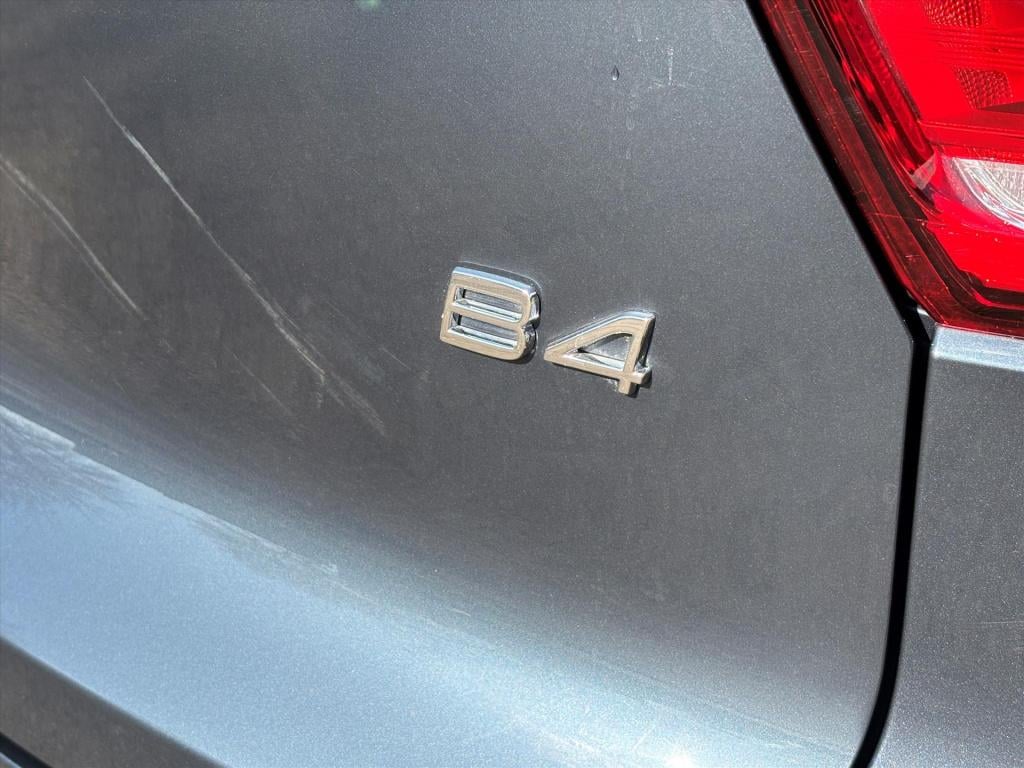 Volvo XC40 b4 197pk mild hybrid aut plus dark| 1e eigenaar|nl auto| rijklaa