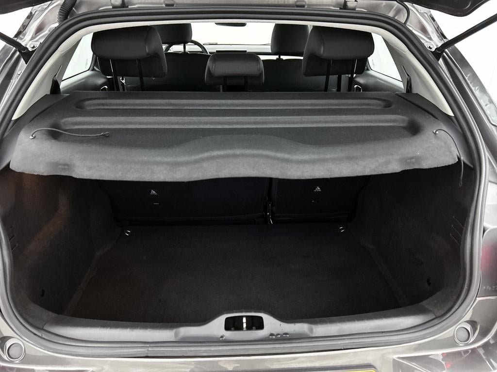 Citroen C4 Cactus 110 pk business | rijklaar | trekhaak | navigatie | carpl