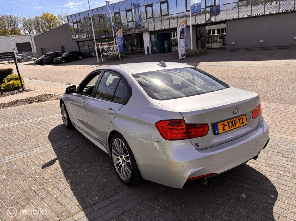 BMW 3-serie 320i m-pakket performance head up leer