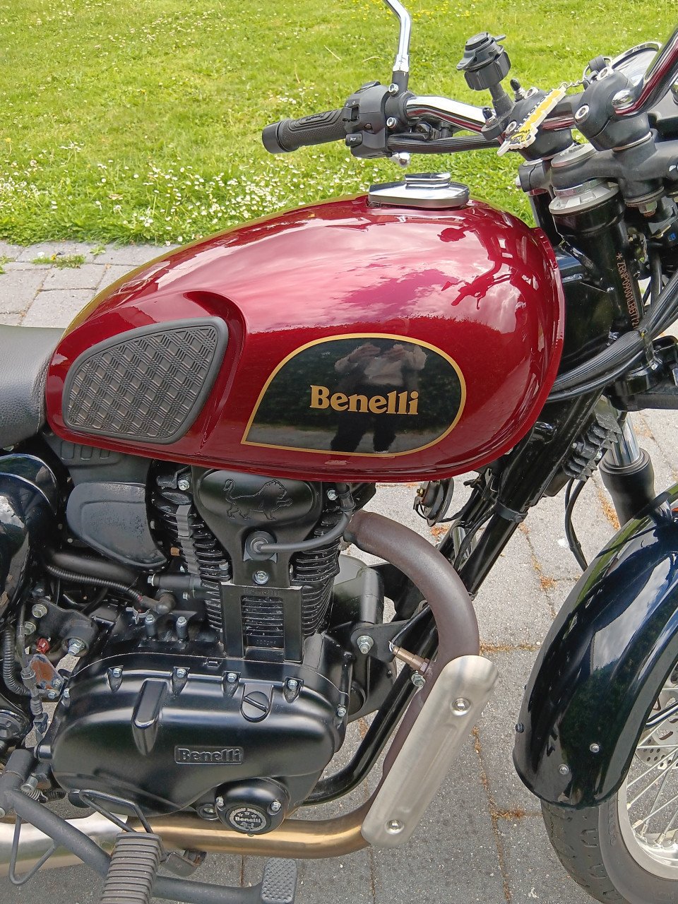 Motor Benelli Imperiale 400