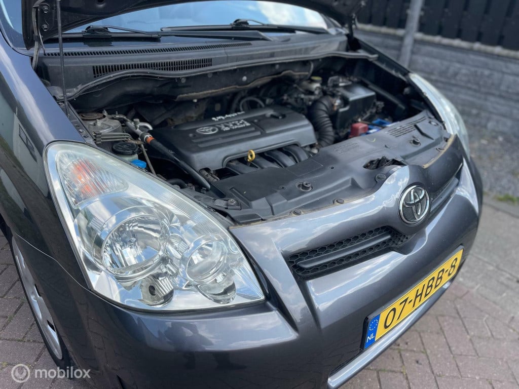 Toyota Corolla Verso 1.6 vvt-i terra