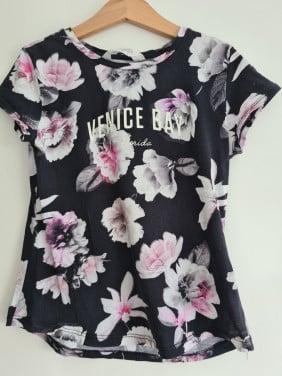 Zwart bloemen shirt van H&M  Maat 134-140