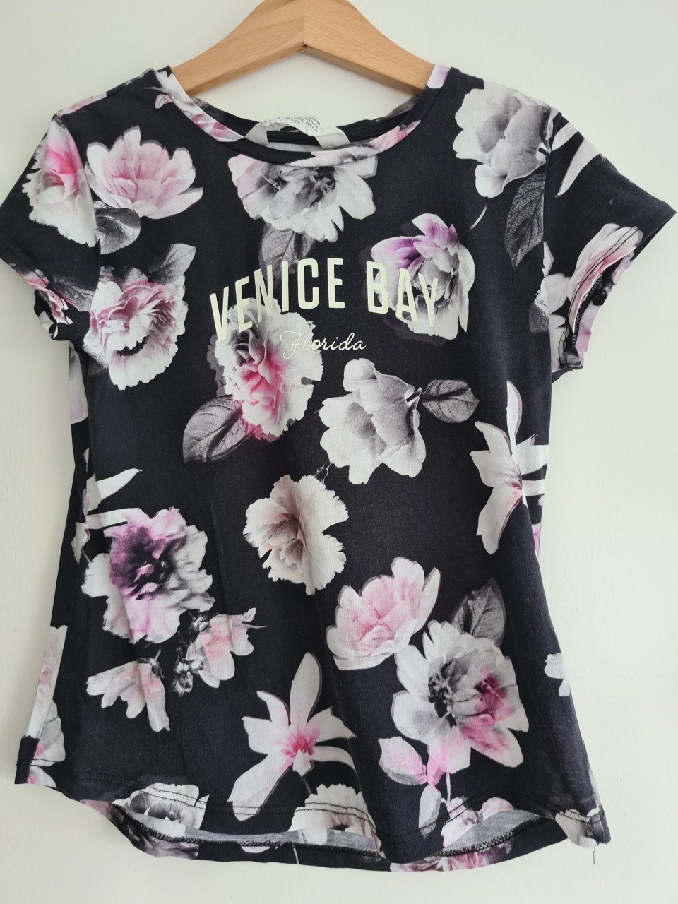 Zwart bloemen shirt van H&M  Maat 134-140