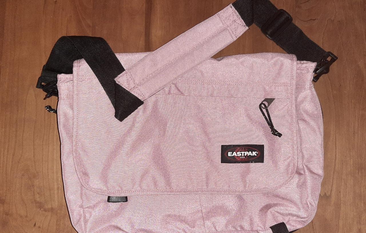 Eastpak K076 (school) tas,  als nieuw!