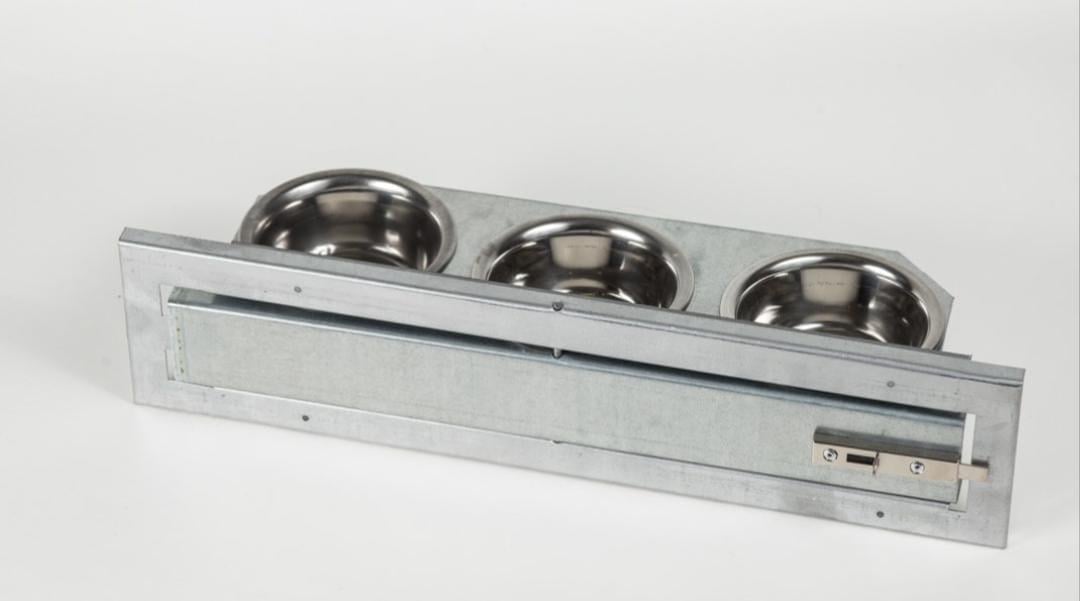 Voer plateaus 3 bakken