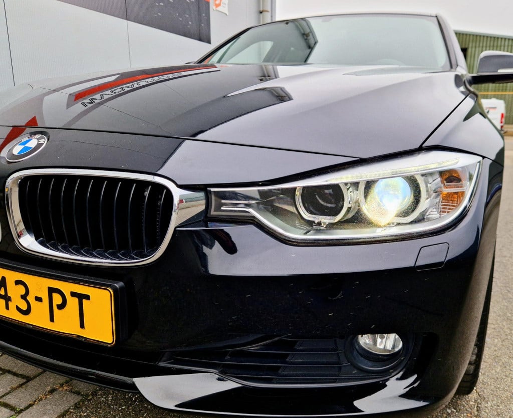 BMW 3-serie touring 320i executive