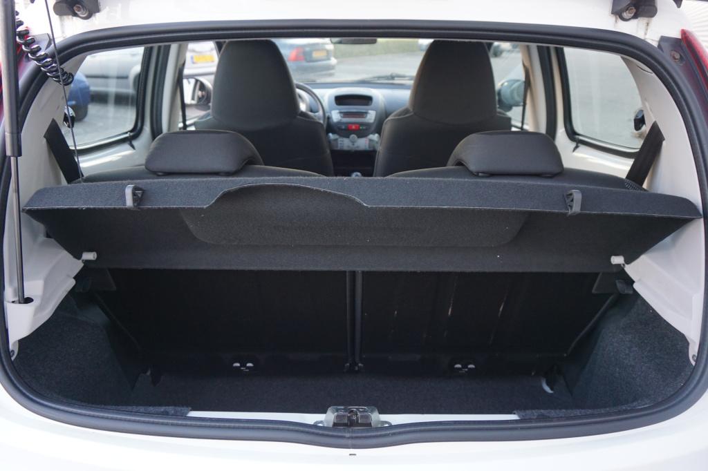 Peugeot 107 1.0 active airco / elektr. ramen / nap / apk t/m 10-08-2026