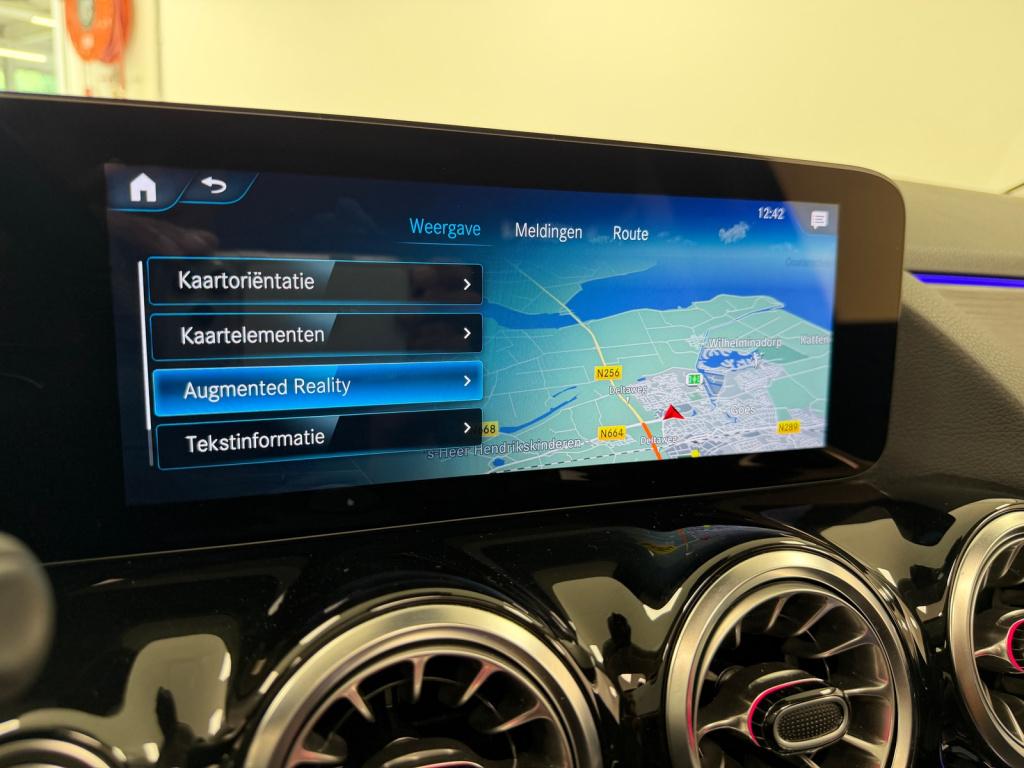 Mercedes-Benz B-Klasse 250 e amg premium plus | trekhaak | burmester | adap