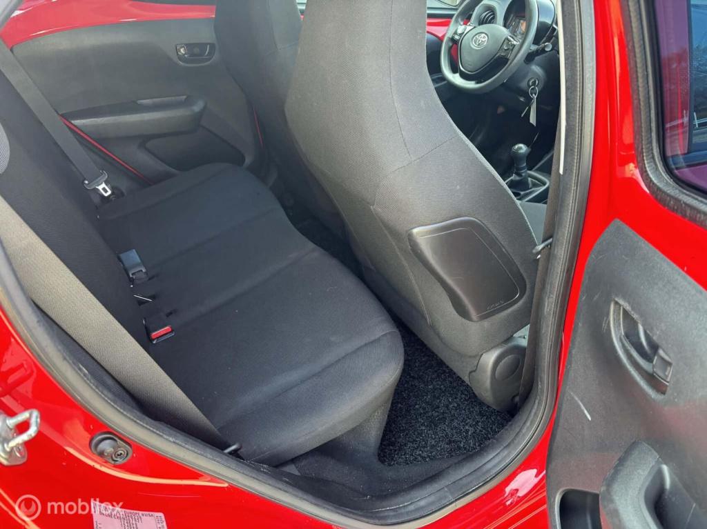 Toyota Aygo 1.0 vvt-i x-fun