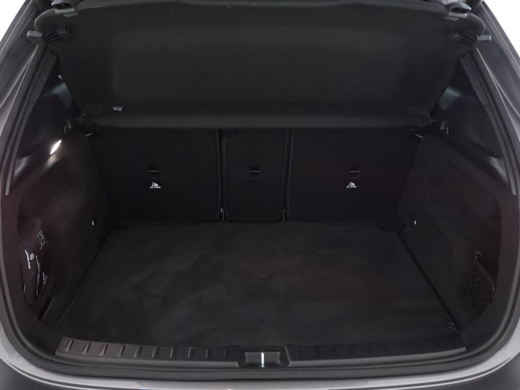 Mercedes-Benz Gla-klasse 250 e amg face lift plug-in hybride | amg line | s