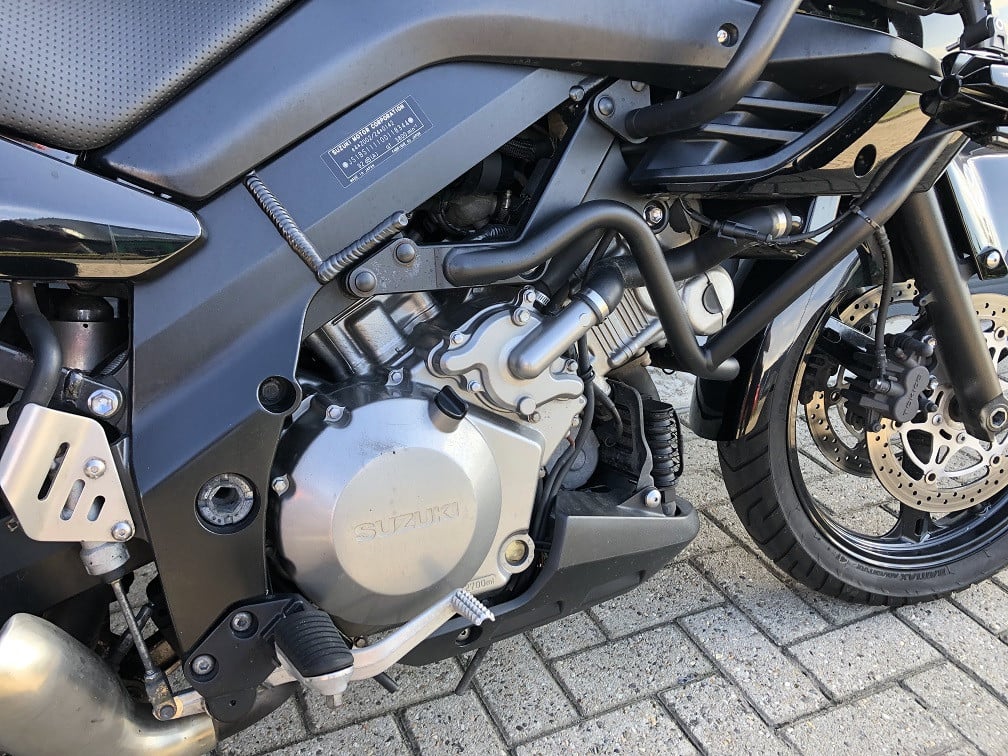 Suzuki DL1000 V-Strom, 11-2005, 31 dkm, 1e eig, kofferset etc etc €4450,-