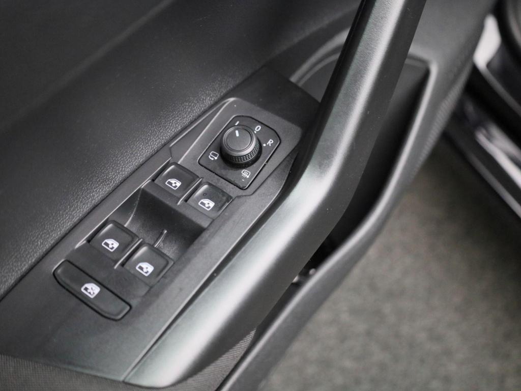 Volkswagen Polo 1.0 tsi life | virtual cockpit | apple carplay / android au