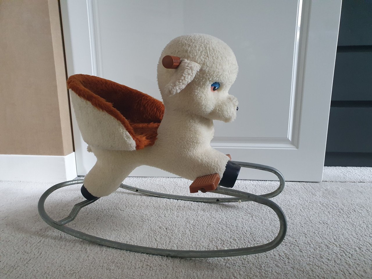 Hobbeldier, hobbelschaap, hobbelpaard