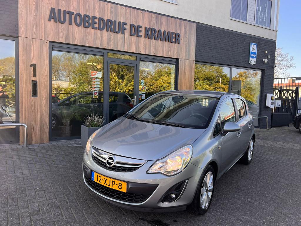 Opel Corsa 1.2-16v anniversary edition