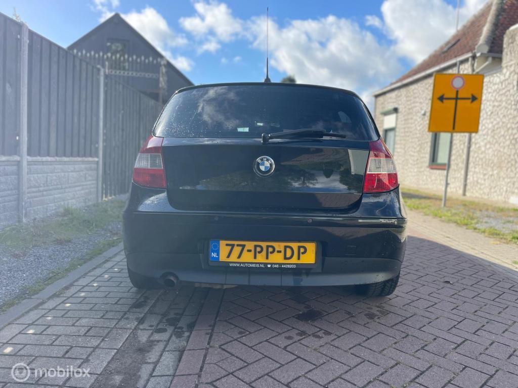 BMW 1 Serie 116i high executive