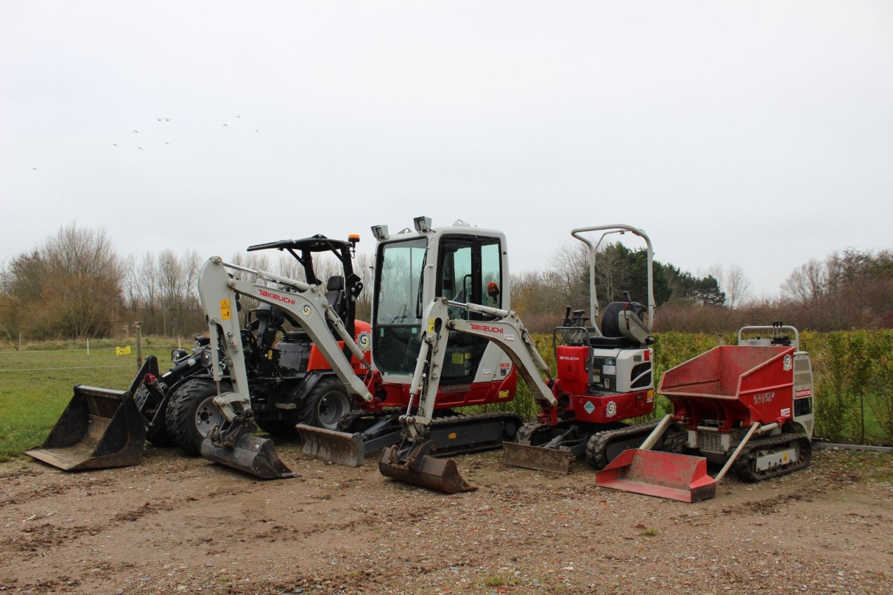 Zelflaad dumper Te Huur