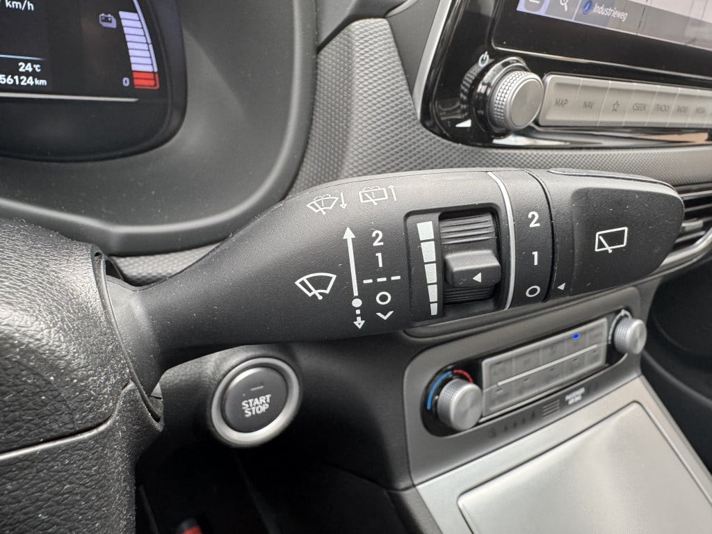 Hyundai Kona ev comf smart 39 kwh | 1e eigenaar | dealer onderhouden! |
