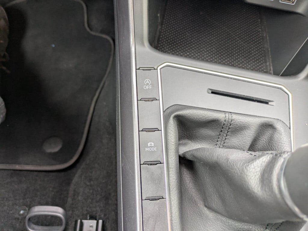 Volkswagen Polo 1.0 tsi highline | adaptieve cruise control | carplay | nav