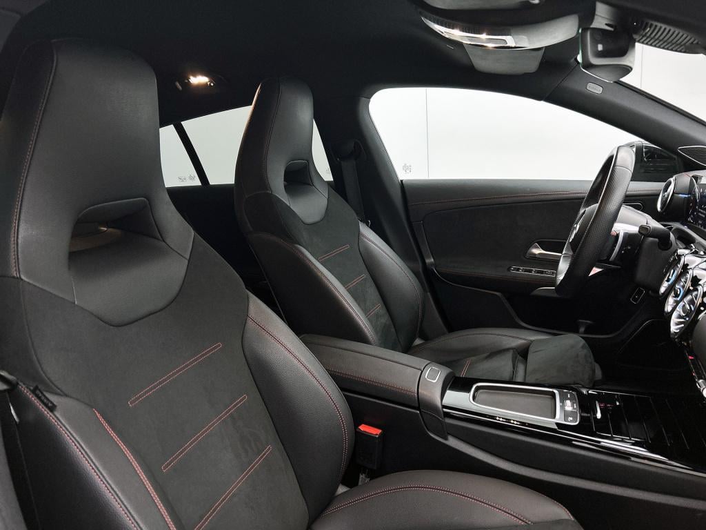 Mercedes-Benz Cla shooting brake 250 e star edition amg line | cruise contr