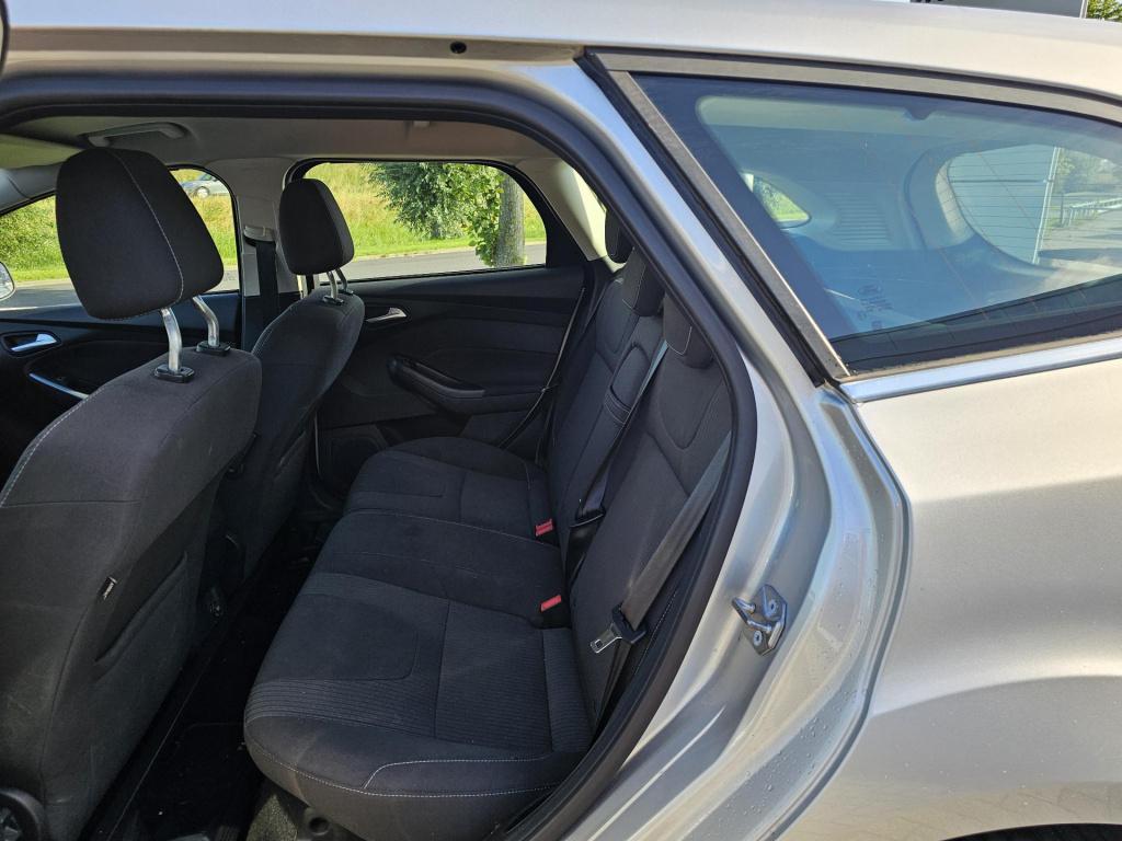 Ford Focus wagon 1.6 ti-vct titanium