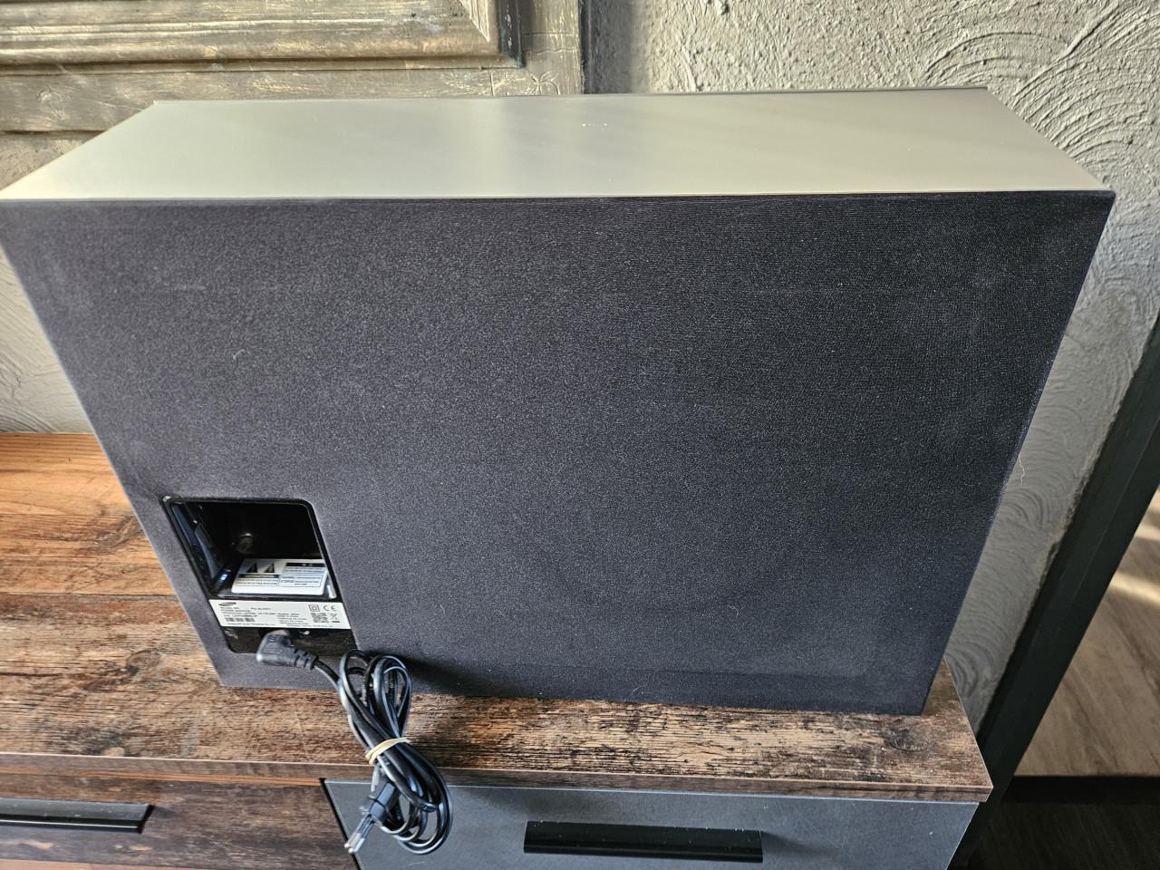 Leuke werkende Samsung Soundbar met Subwoofer (PS-WJ551)