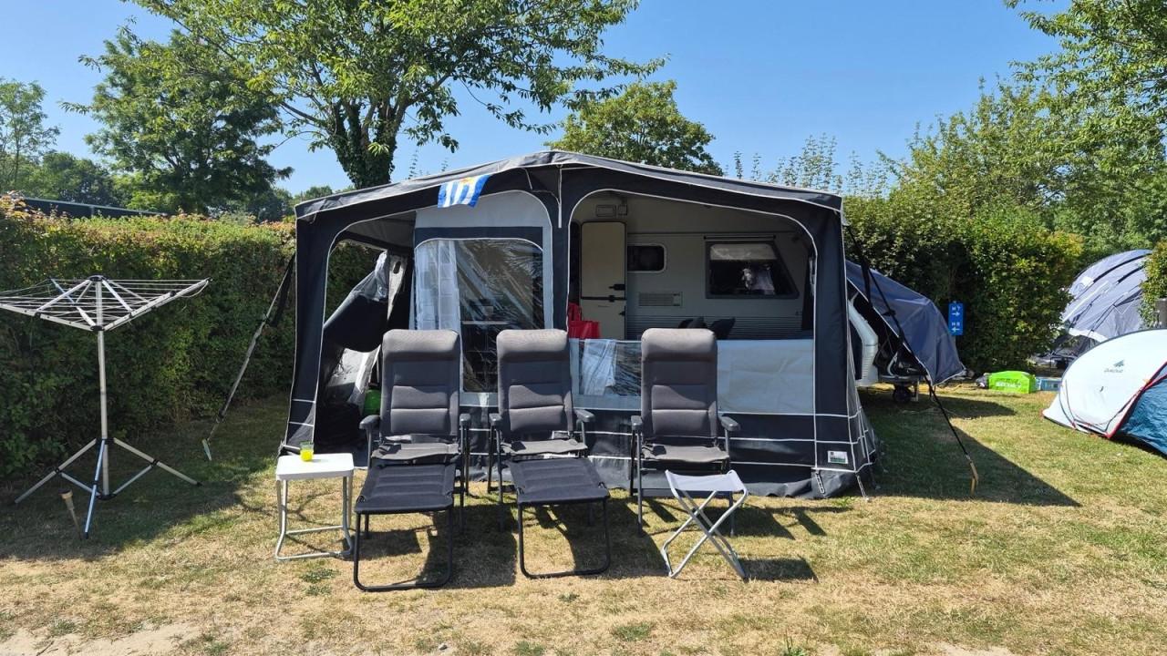 Caravan 4 persoons inclusief inboedel