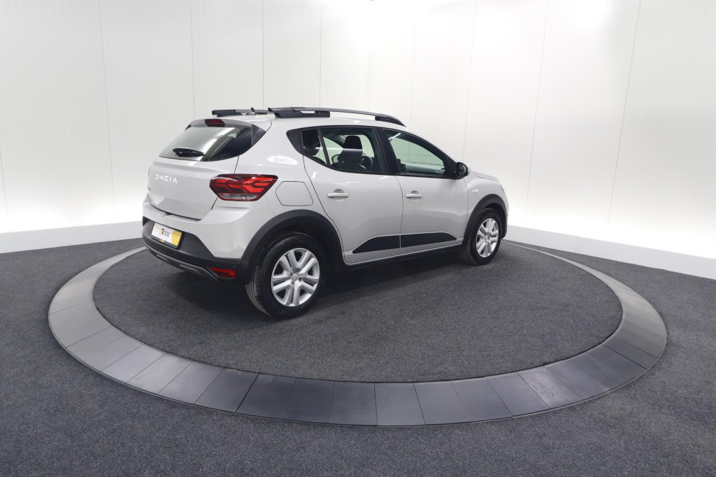 Dacia Sandero Stepway tce 90 expression | camera | dodehoekdetectie | navig