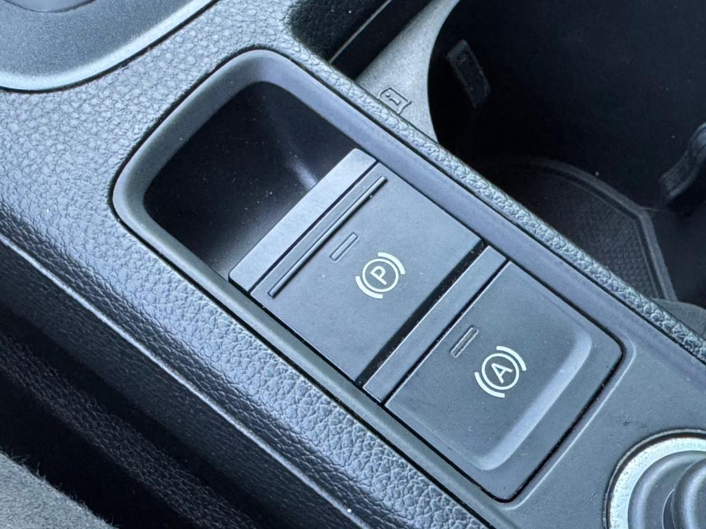 Audi Q3 sportback 35 tfsi s-line 3x * matrix led * black pack * stoelverwar