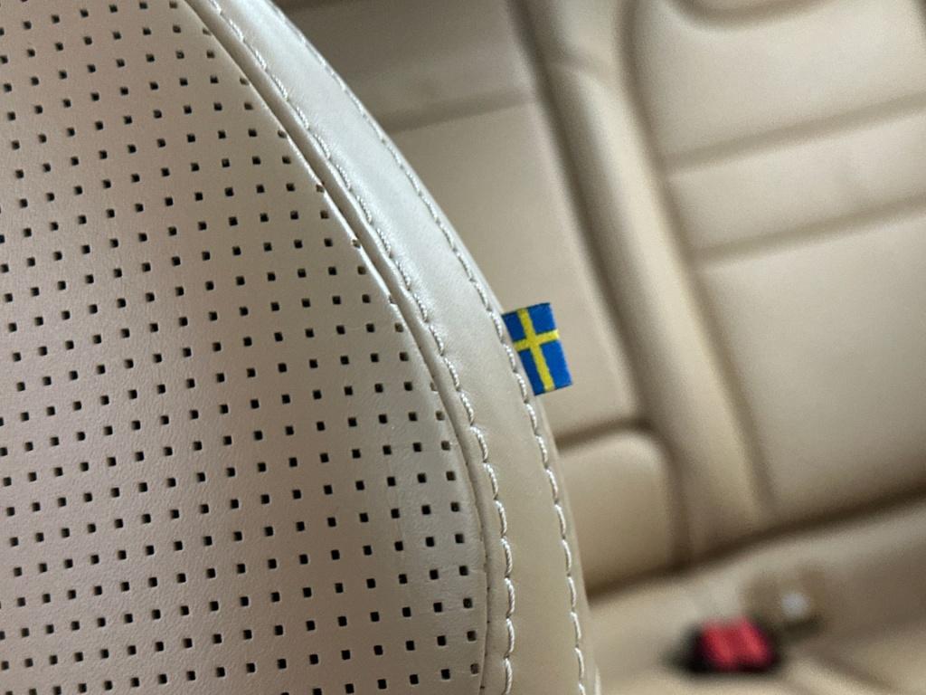 Volvo S60 t6 340pk recharge inscription| full options ! trekhaak