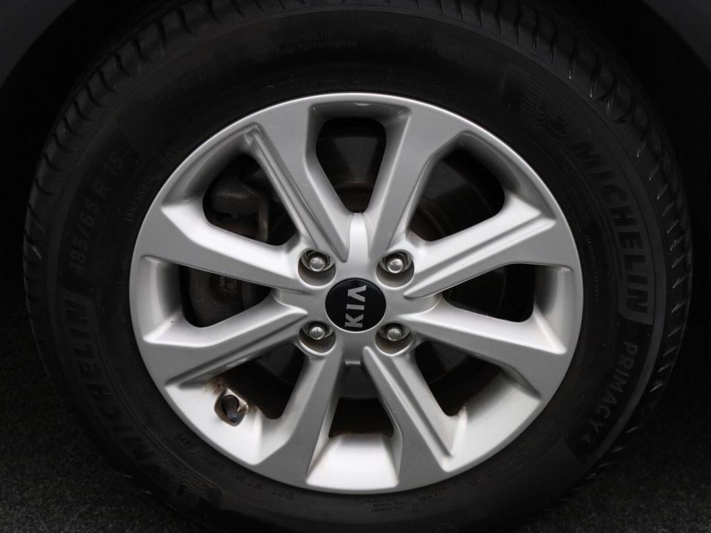 Kia Stonic 1.0 t-gdi mhev dynamicline | apple carplay / android auto | park