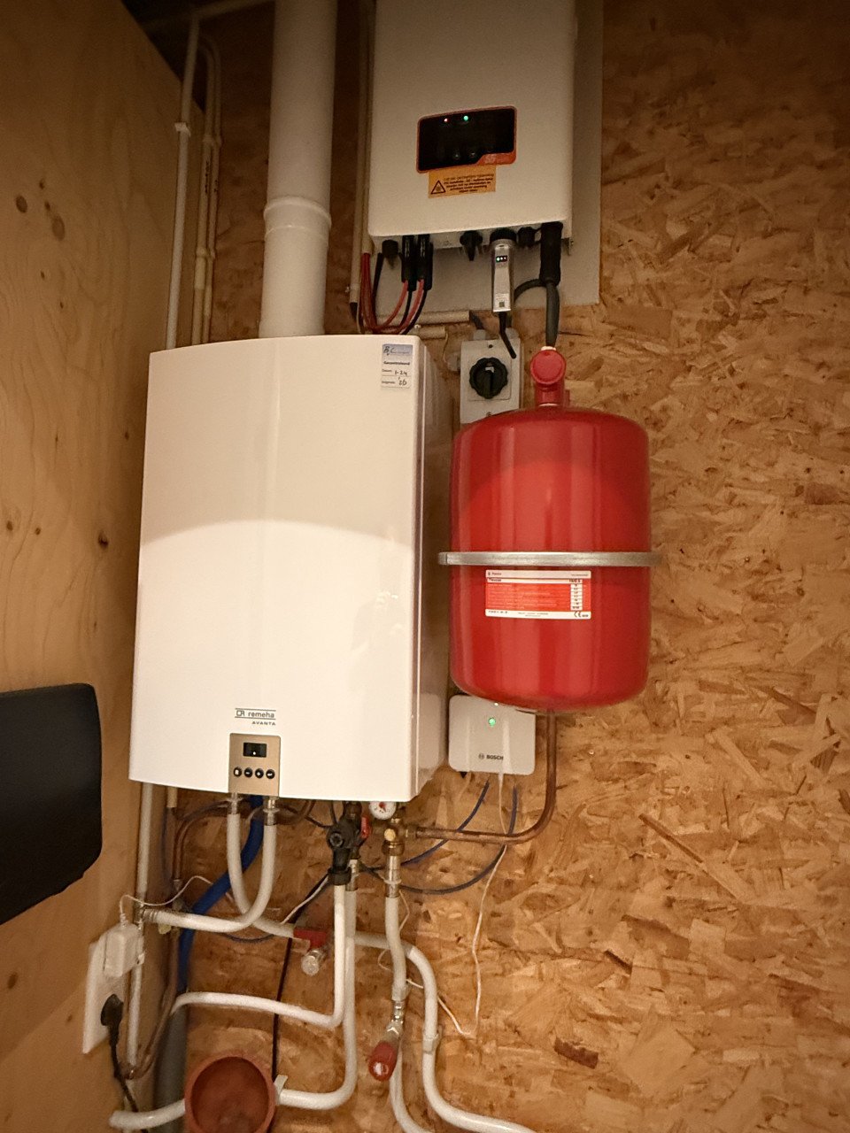 Remeha Avanta 35c met expansievat, nefit easy en dakdoorvoer