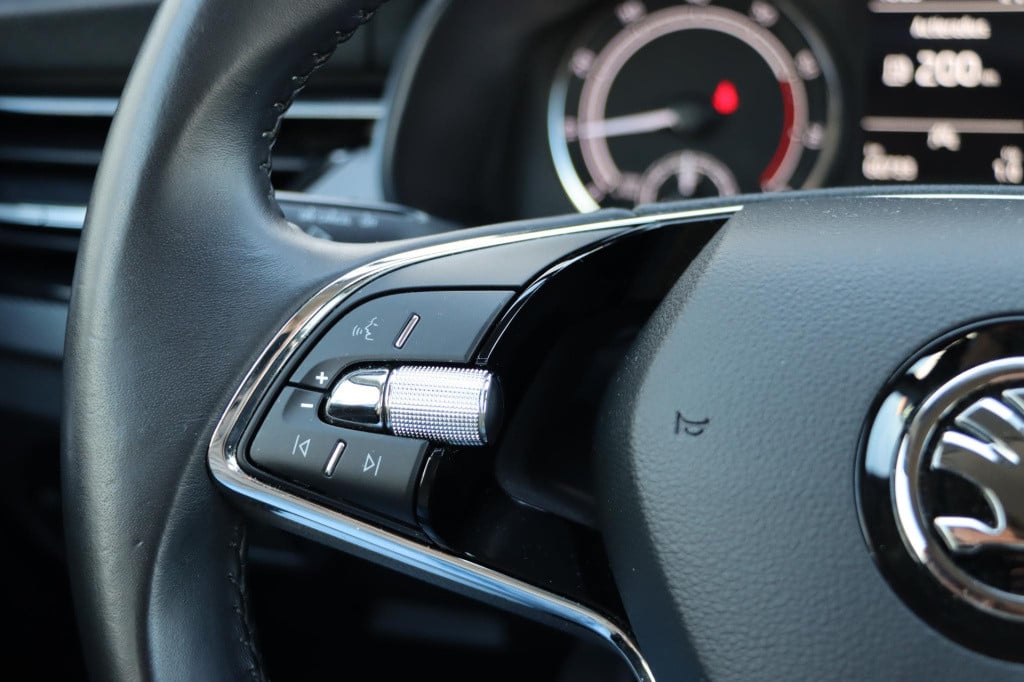 Skoda Kamiq 1.0 tsi ambition 110pk