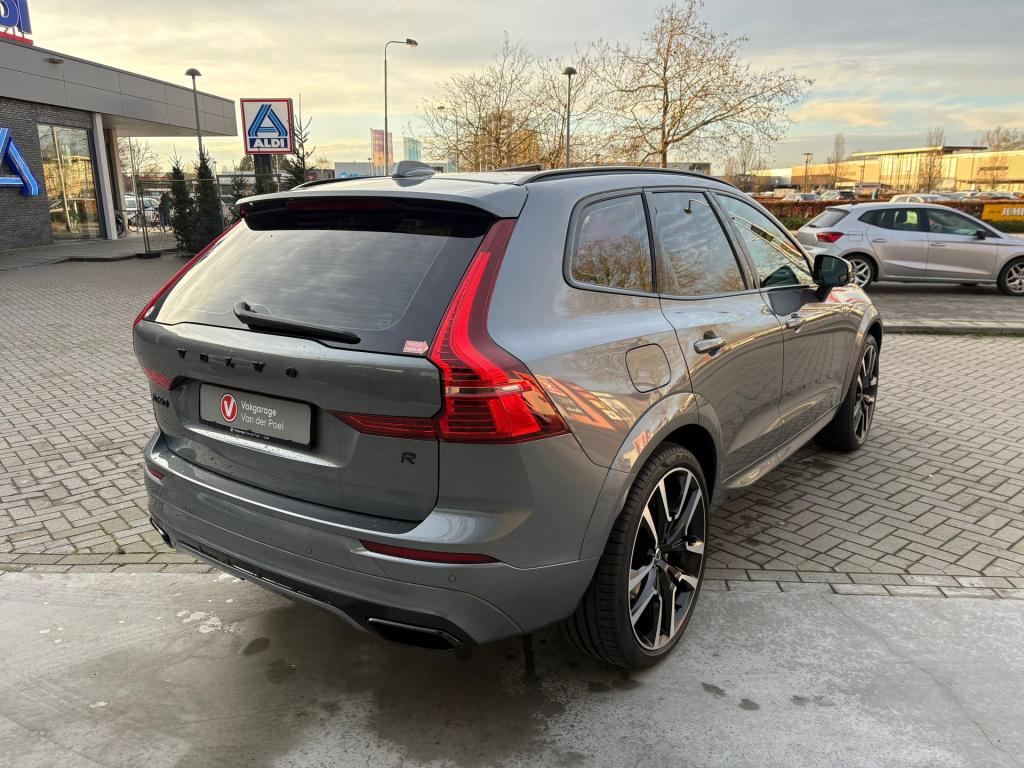 Volvo XC60 2.0 b4 r-design