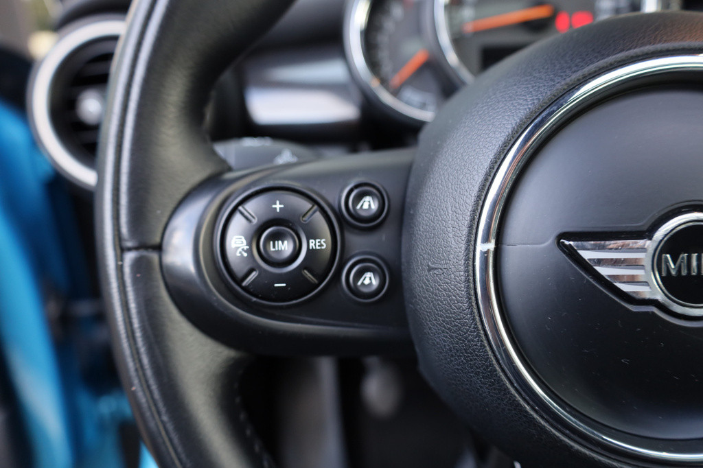 Mini Cooper mini 2.0 chili serious business pano i navipro i cam